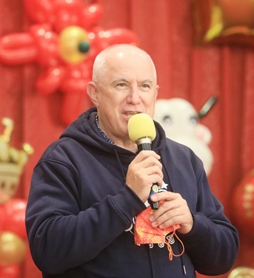 聶達安神父(代理主任) 聶達安神父(代理主任)