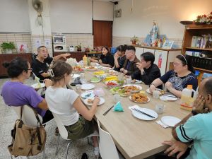 英文分享班--NEW Chat 英文分享班--NEW Chat