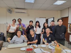 英文分享班--NEW Chat 英文分享班--NEW Chat